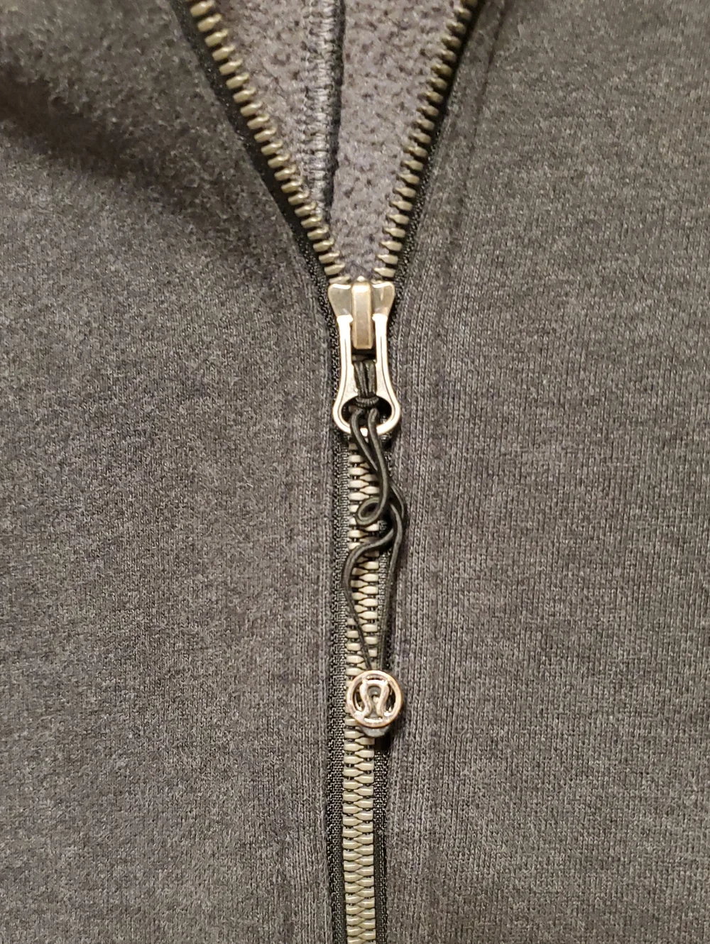 Lululemon Grey Hippy Yin Year Scuba Hoodie Sz 6